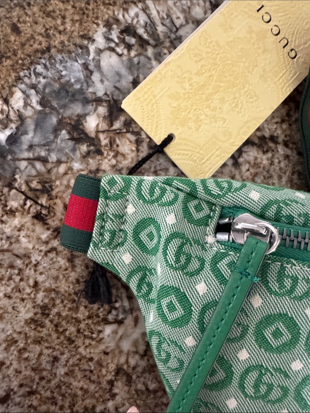 Gucci Belt Bag COA included - Picture 8 of 10